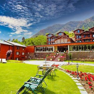 Hotel Pine Spring Pahalgam